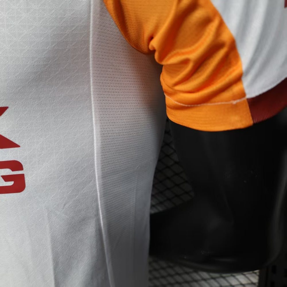 GALATASARAY VISITANTE